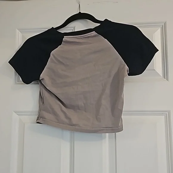 Cropped star shirt - Picture 2 of 2